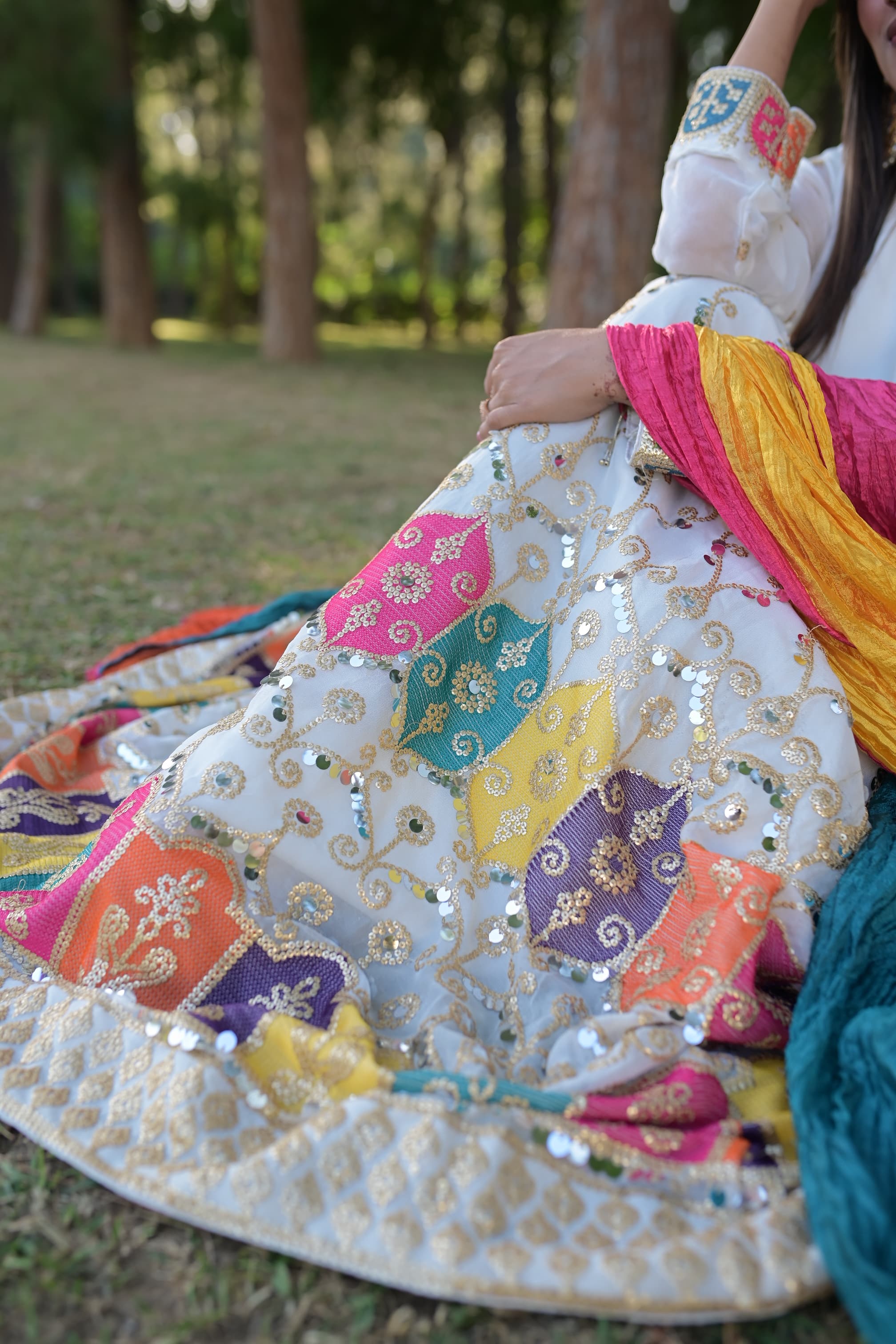 Elegant Western Dress - Thumbnail 4