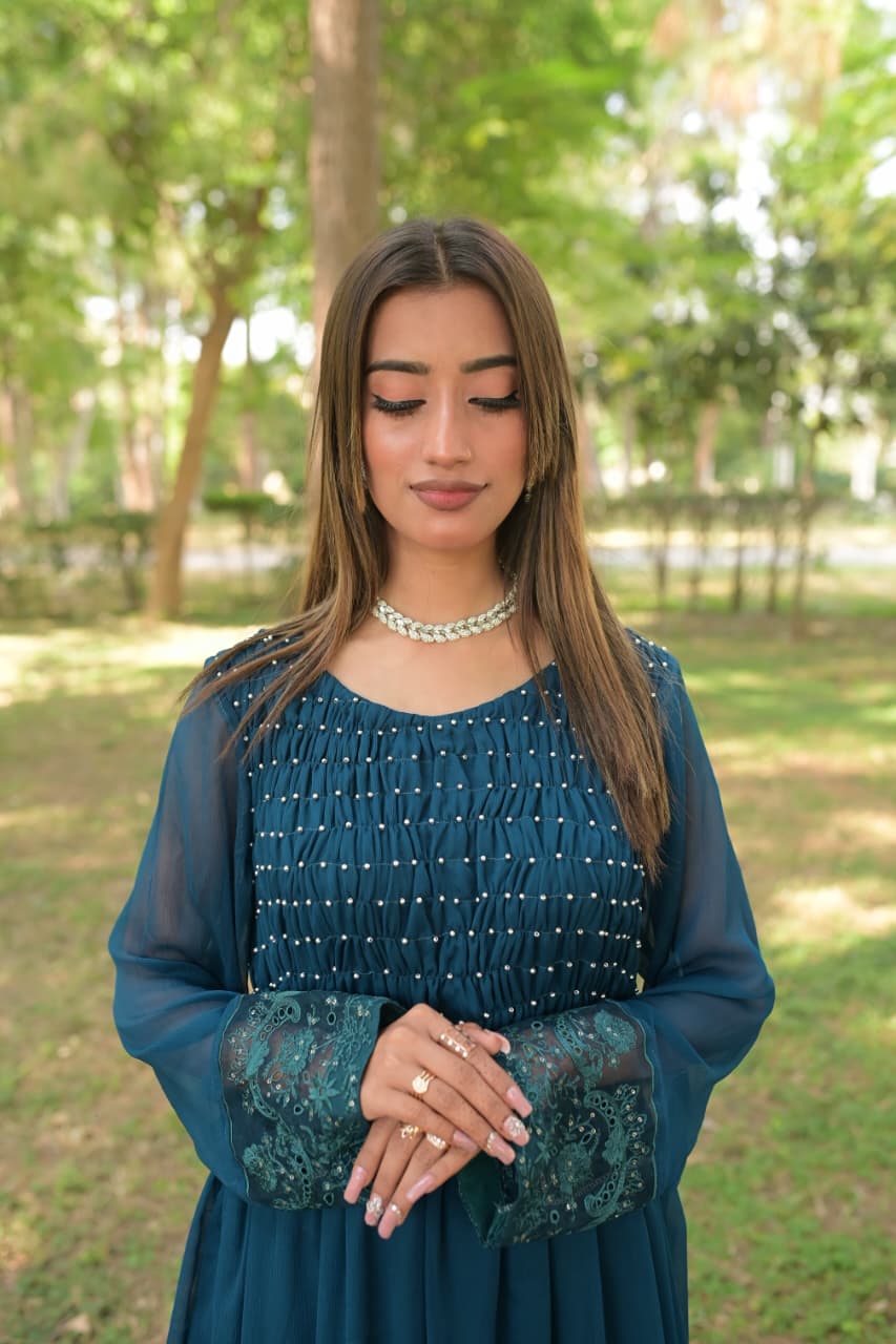 Premium Evening Collection - Thumbnail 3